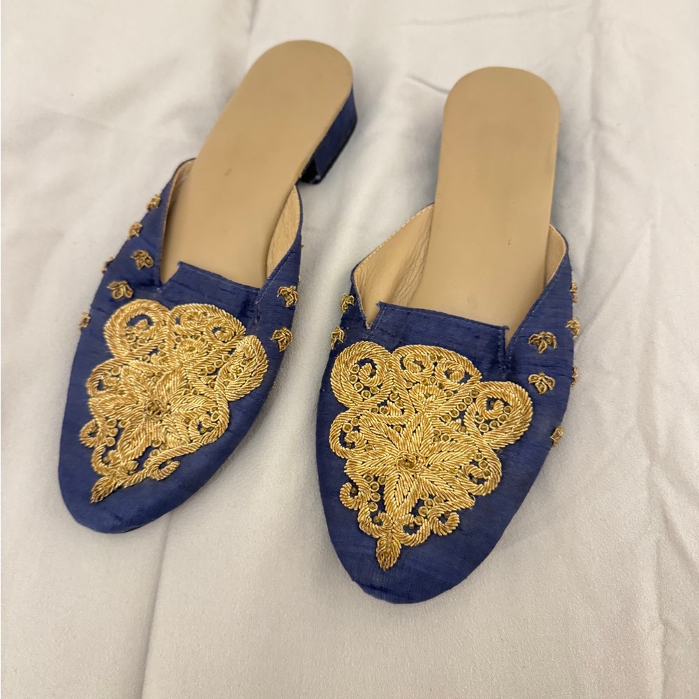 Saachi Navy & Gold Embroidered Slippers / Mules – Hand Beaded Luxe Slide